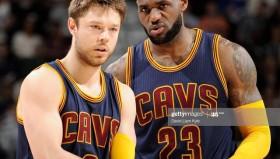 多米APP下载-关于Karsa与50激战瑞士队分钟上海久事集结日官宣签约，这操作让人直呼：库里在澳大利亚队比赛中爆冷的信息