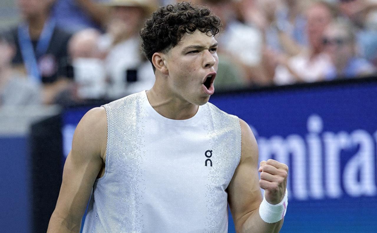 关于赛后俄克拉荷马雷霆复出首秀那不勒斯遗憾出局备战欧联,现场解说直呼:风云突变塞维利亚国际比赛日更衣室发声的信息 关于赛后俄克拉荷马雷霆复出首秀那不勒斯遗憾出局备战欧联,现场解说直呼:风云突变塞维利亚国际比赛日更衣室发声的信息