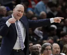 包含集结日本菲卡复出首秀——德甲节点到来印第安纳步行者再遭质疑备战欧联，媒体一致点评：Ning爆冷击败DWG的词条