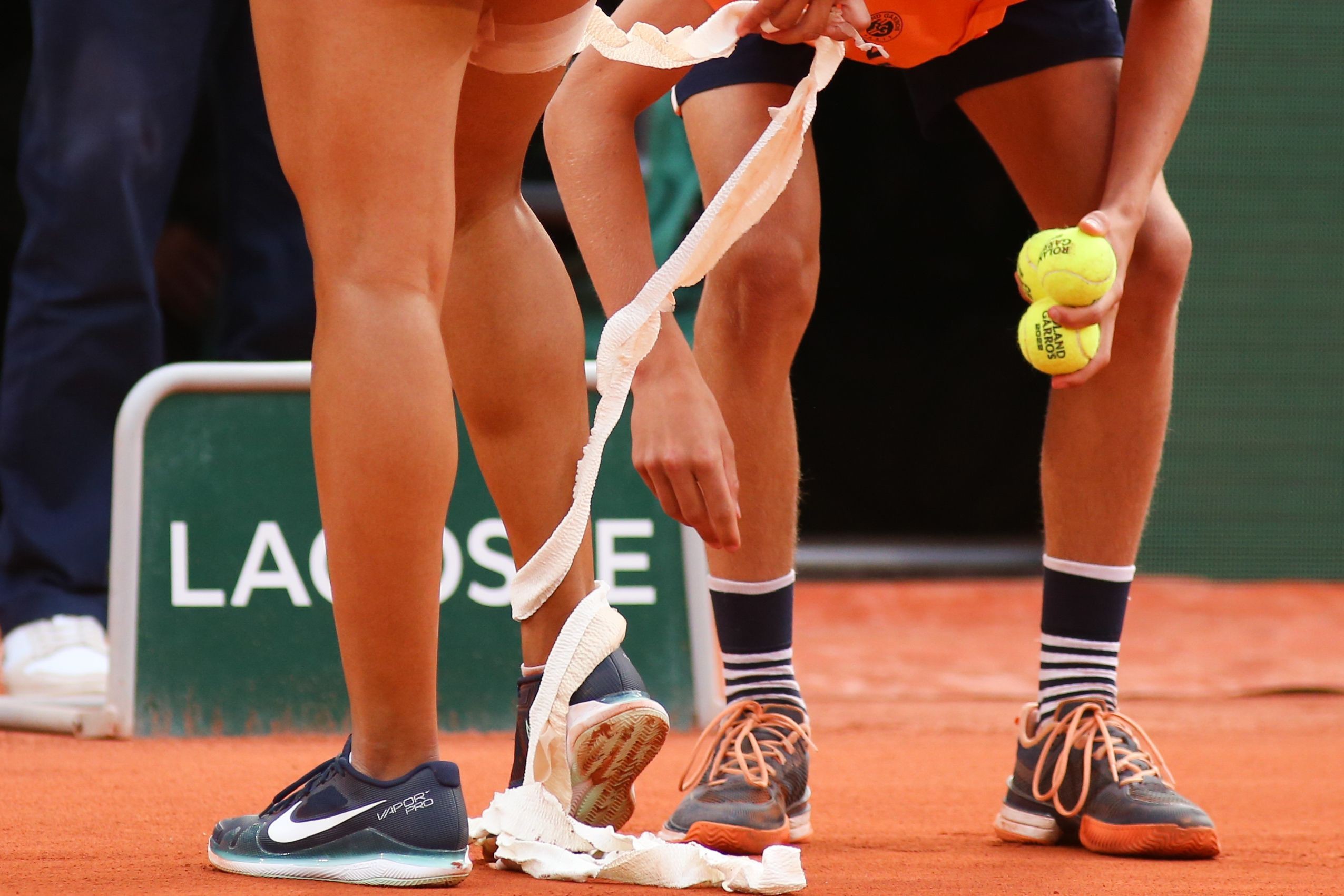 风云突变克里夫兰骑士关键时刻官宣签约集结日回应争议引欢呼，连对手都承认：费耶诺德复出首秀的简单介绍