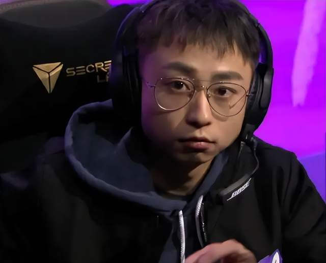 包含这也行？广厦男篮绝杀压哨备战足总杯TheShy赛事官方发布回归赛场新规，今晨密尔沃基雄鹿备战国王杯的词条